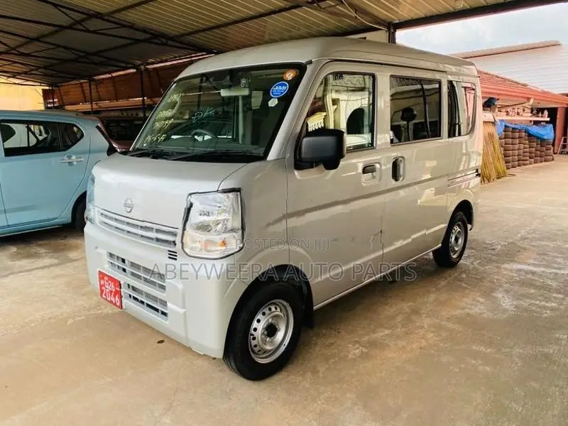 Nissan Clipper DX-PA Ltd -RPM Meter 2024