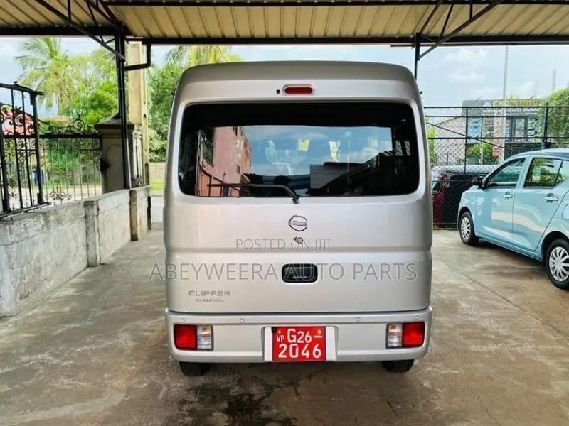 Nissan Clipper DX-PA Ltd -RPM Meter 2024
