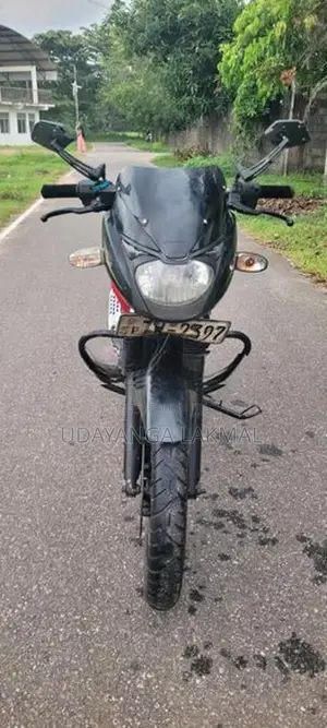 Bajaj Pulsar 180 2007