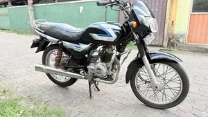 Bajaj CT100 2016