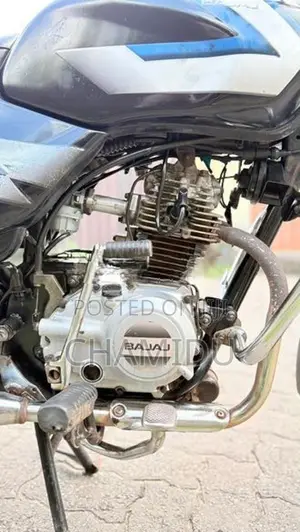 Bajaj CT100 2016