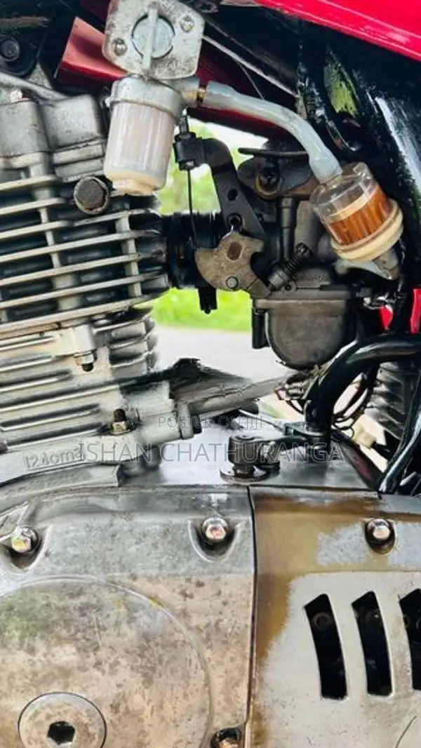 Suzuki GN 125 2003