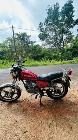 Suzuki GN 125 2003