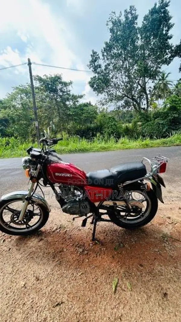 Suzuki GN 125 2003