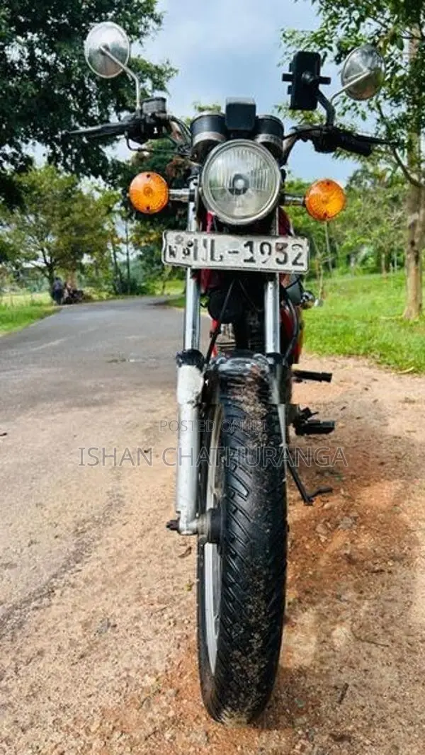 Suzuki GN 125 2003