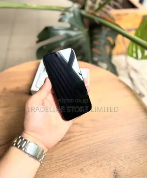 New Apple iPhone 15 256 GB Black