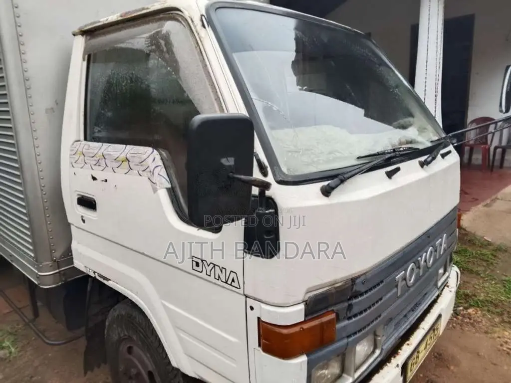 Toyota dyna narrow face 24v cabine for Lorry