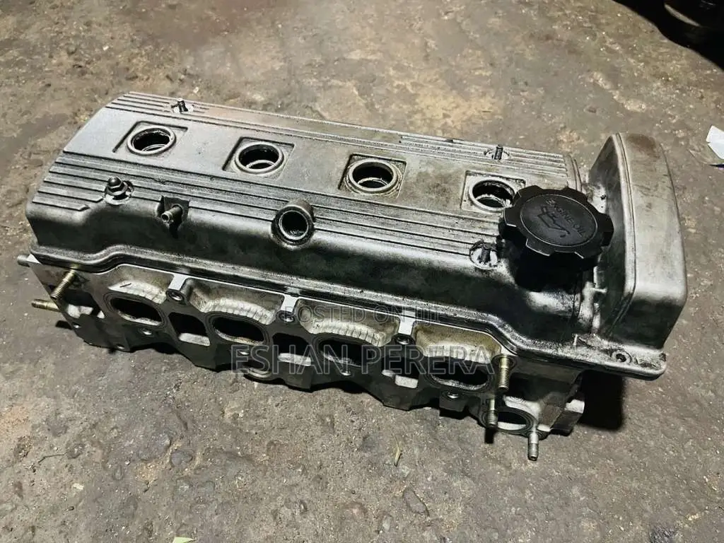 Toyota 4A-FE Cylinder Head for Car