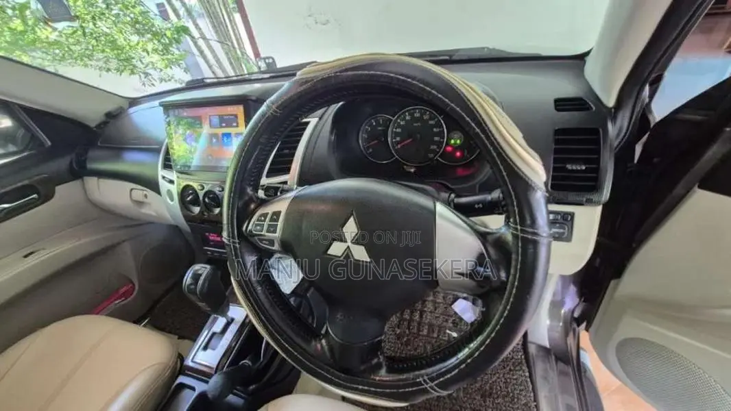 Mitsubishi Montero Sport 2012 SUV (Used)