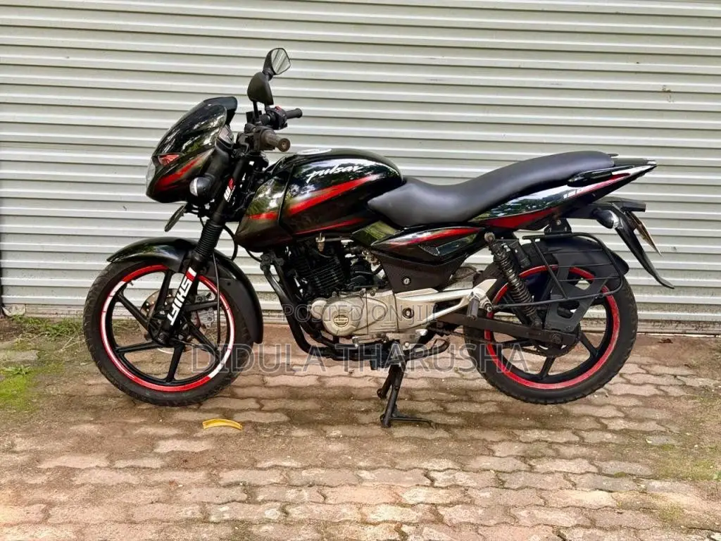 Bajaj Pulsar 150 2015 Motorbike (Used)