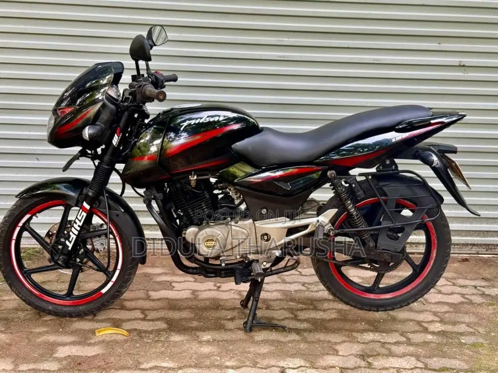 Bajaj Pulsar 150 2015 Motorbike (Used)