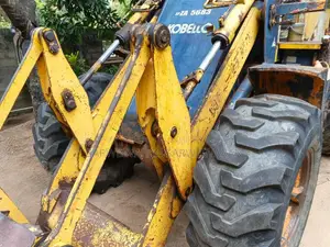 Kobelco Loader 2011 Heavy-Duty (Used)