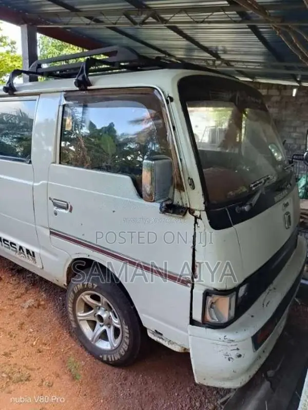 Nissan CrewCab 1982 Crew Cab (Used)