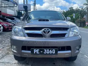 Toyota Hilux Vigo 2006 Pickup (Used)