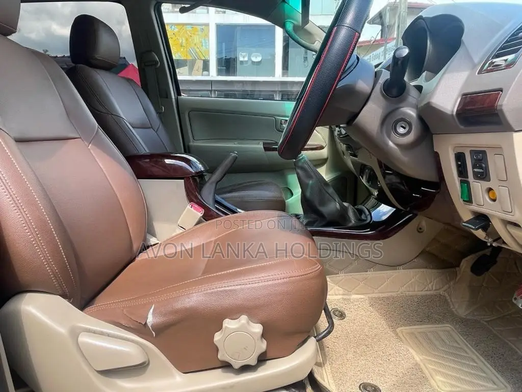 Toyota Hilux Vigo 2006 Pickup (Used)