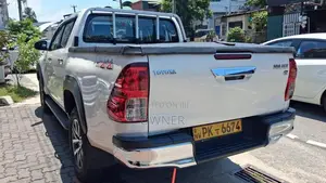 Toyota Hilux 2020 Pickup (Used)