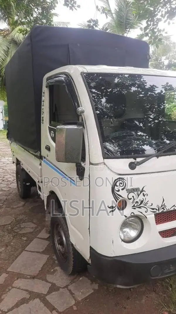 Tata Dimo Batta 2012 Lorry (Used)