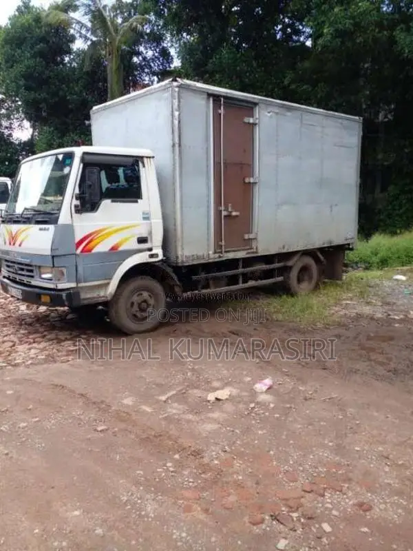 Tata 709 2013 Lorry (Used)