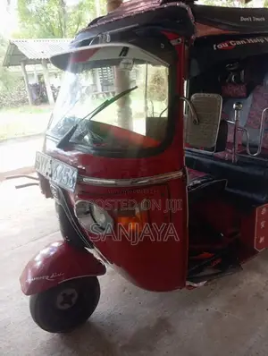 Bajaj 4 Stroke 2012 Three Wheel (Used)