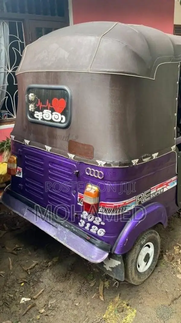 Bajaj RE 2 Stroke 1998 Three Wheel (Used)
