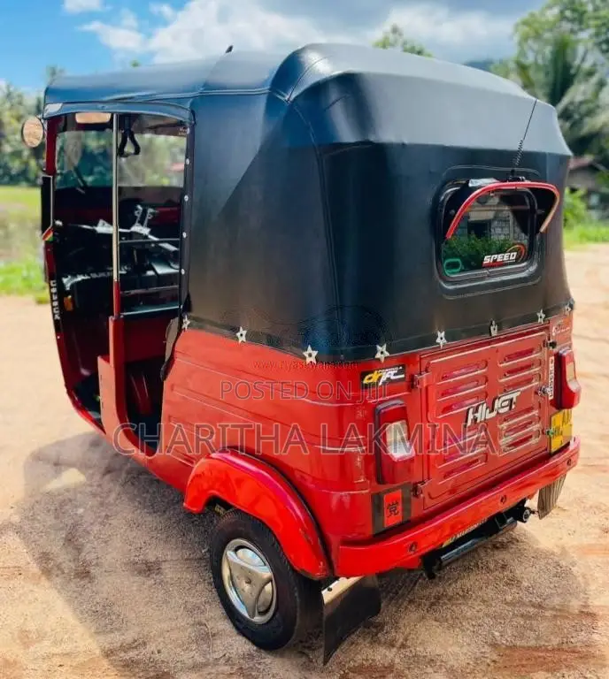 Bajaj RE 2015 Three Wheel (Used)