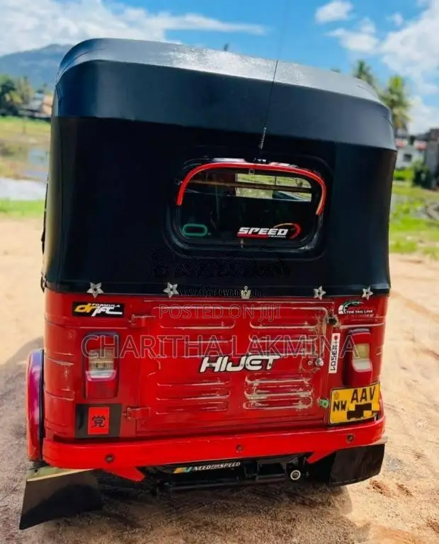 Bajaj RE 2015 Three Wheel (Used)