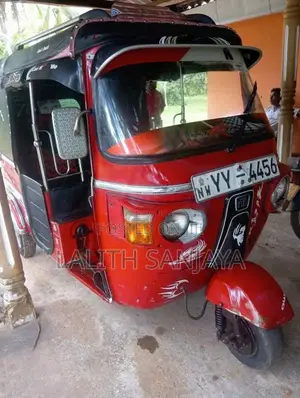 Bajaj 4 Stroke 2012 Three Wheel (Used)