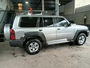 Nissan Patrol Y61 2015 SUV (Used)