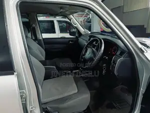Nissan Patrol Y61 2015 SUV (Used)