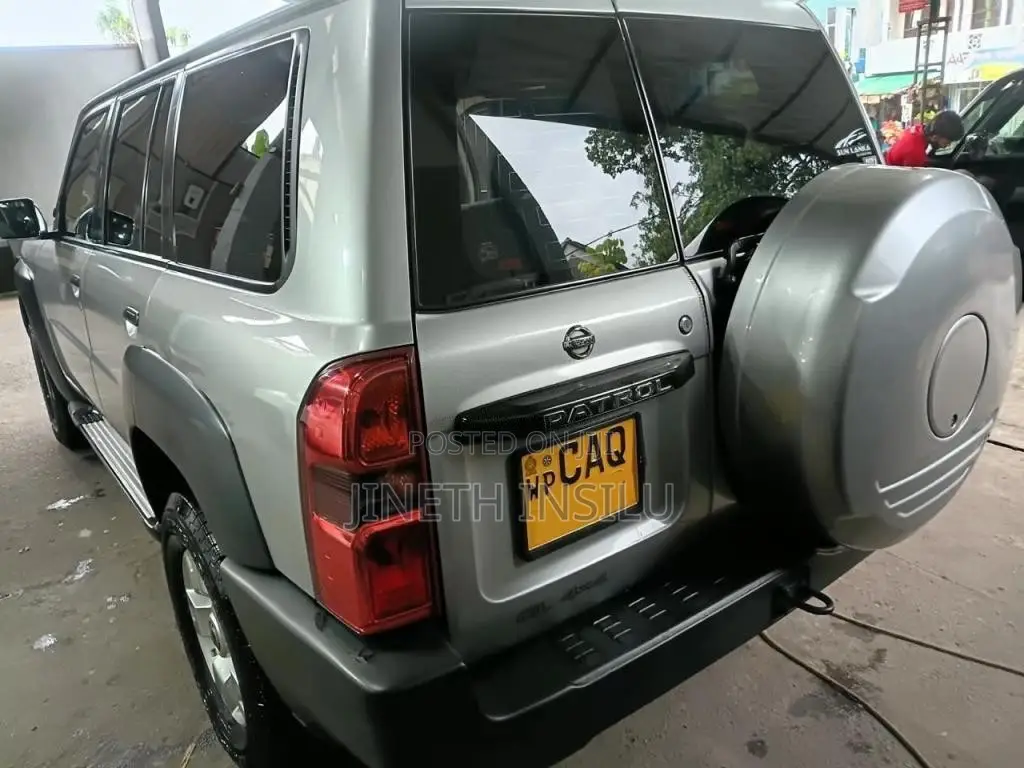 Nissan Patrol Y61 2015 SUV (Used)