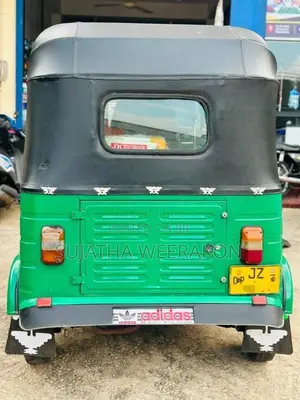 Bajaj 2 stroke 2005 Three Wheel (Used)