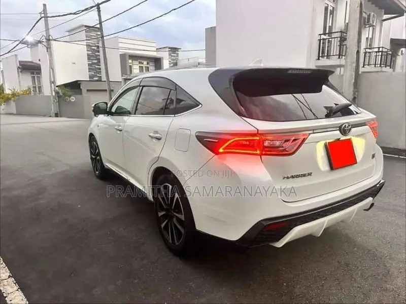 Toyota Harrier GS 2015 SUV (Used)