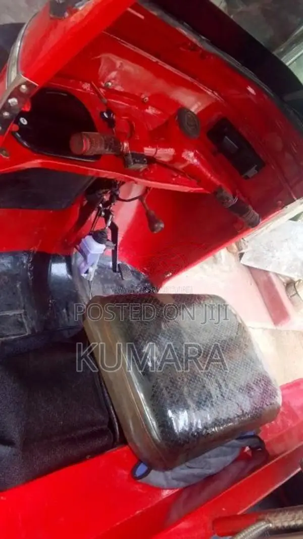 Bajaj Re 1996 Three Wheel (Used)