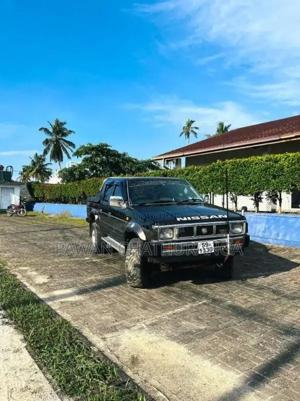 Nissan D21 1991 Pickup (Used)