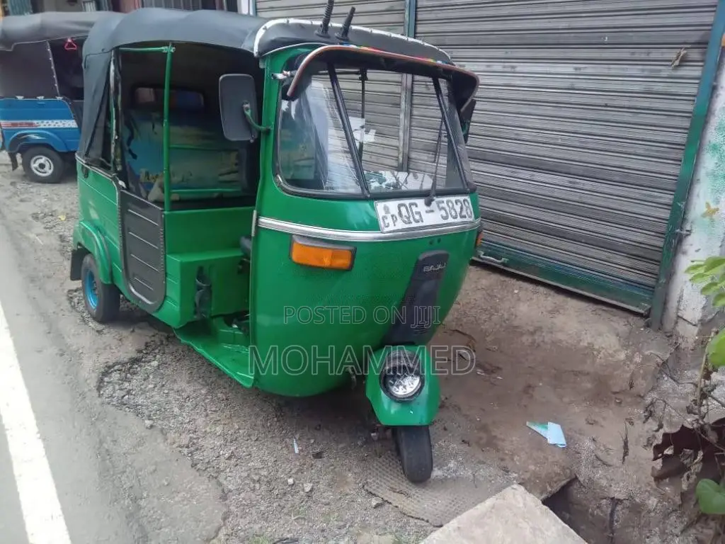 Bajaj 2 stroke 2006 Three Wheel (Used)