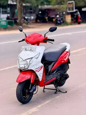 Honda Dio 2015 Motorbike (Used)