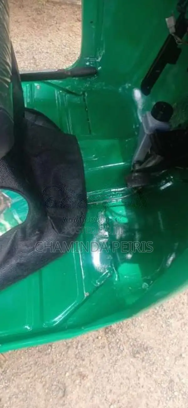 Bajaj 2 Stroke 2006 Three Wheel (Used)