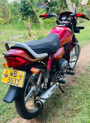Hero-Honda Deluxe 2010 Motorbike (Used)