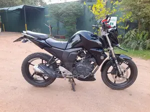 Yamaha FZ Version 2 2016 Motorbike (Used)