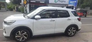 Toyota Raize 2025 SUV (Used)