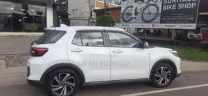 Toyota Raize 2025 SUV (Used)