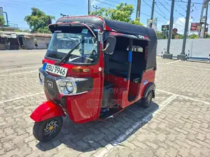 Bajaj 4 Stroke 2020 Three Wheel (Used)
