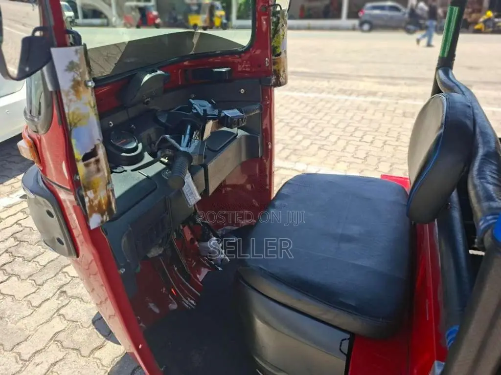 Bajaj 4 Stroke 2020 Three Wheel (Used)