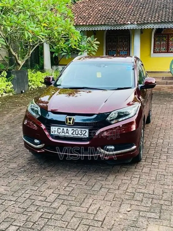 Honda Vezel 2014 SUV (Used)