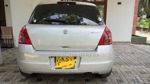 Suzuki Swift 2009 Car (Used)