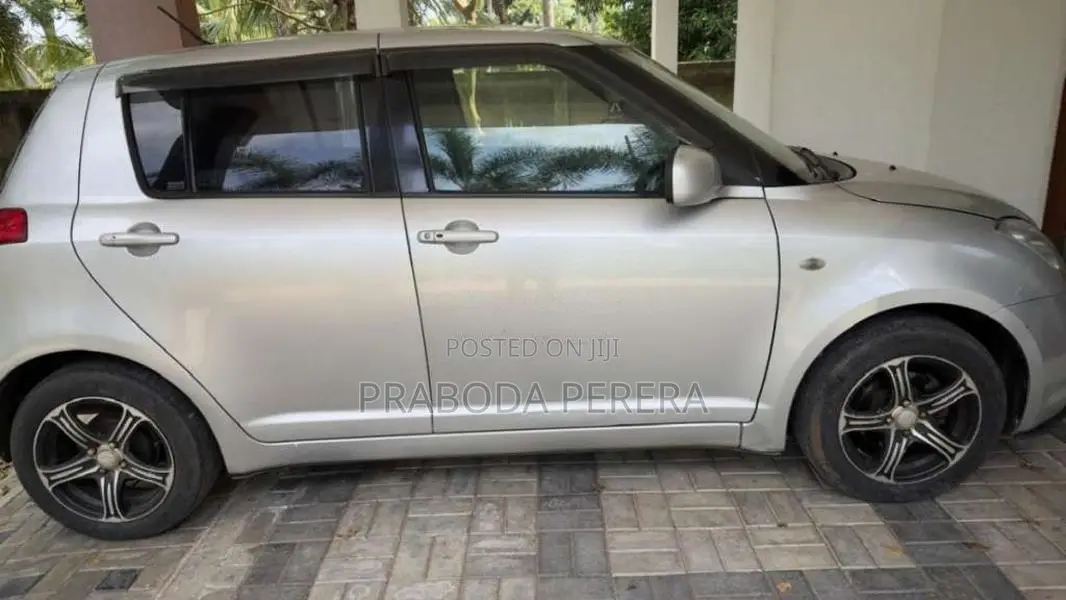 Suzuki Swift 2009 Car (Used)