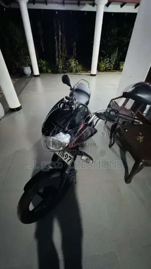 Bajaj Discover 2011 Motorbike (Used)