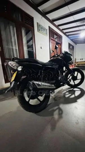 Bajaj Discover 2011 Motorbike (Used)
