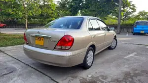 Nissan N17 2004 Car (Used)