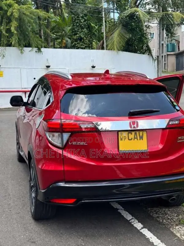 Honda Vezel RS Sensing 2017 SUV (Used)